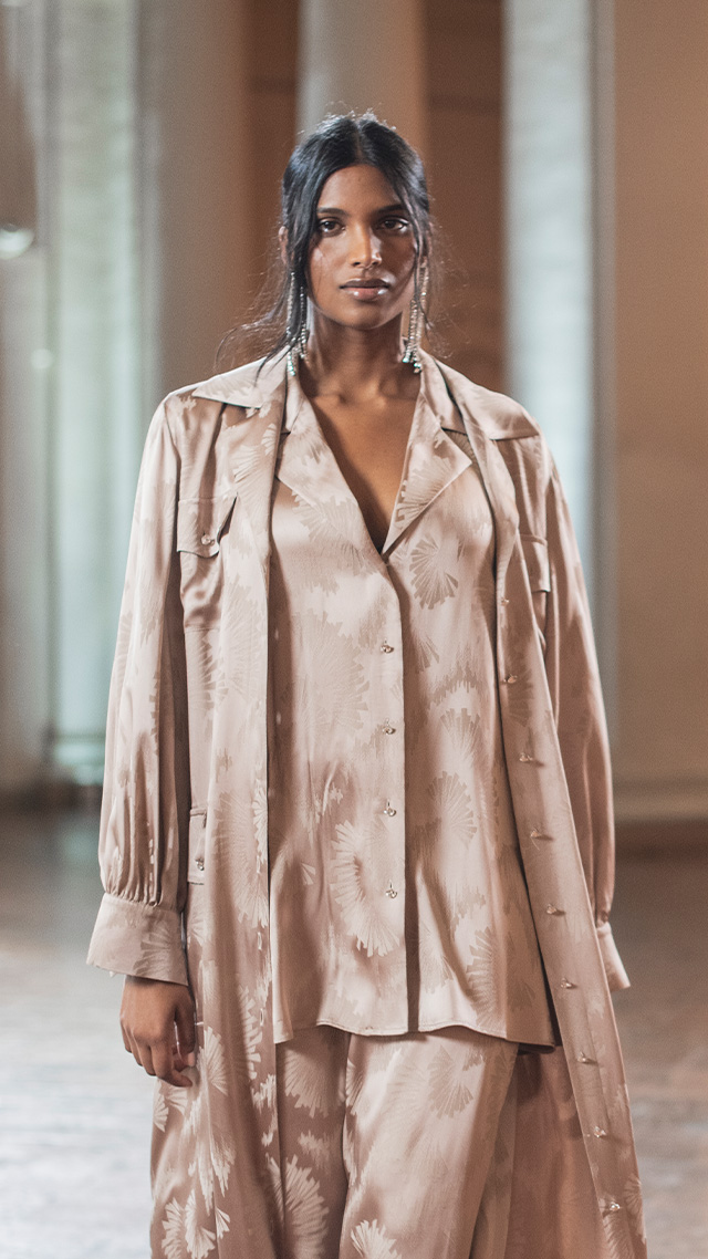 MARINA RINALDI HEROV1 MOBILE 640x1138 1 Marina Rinaldi